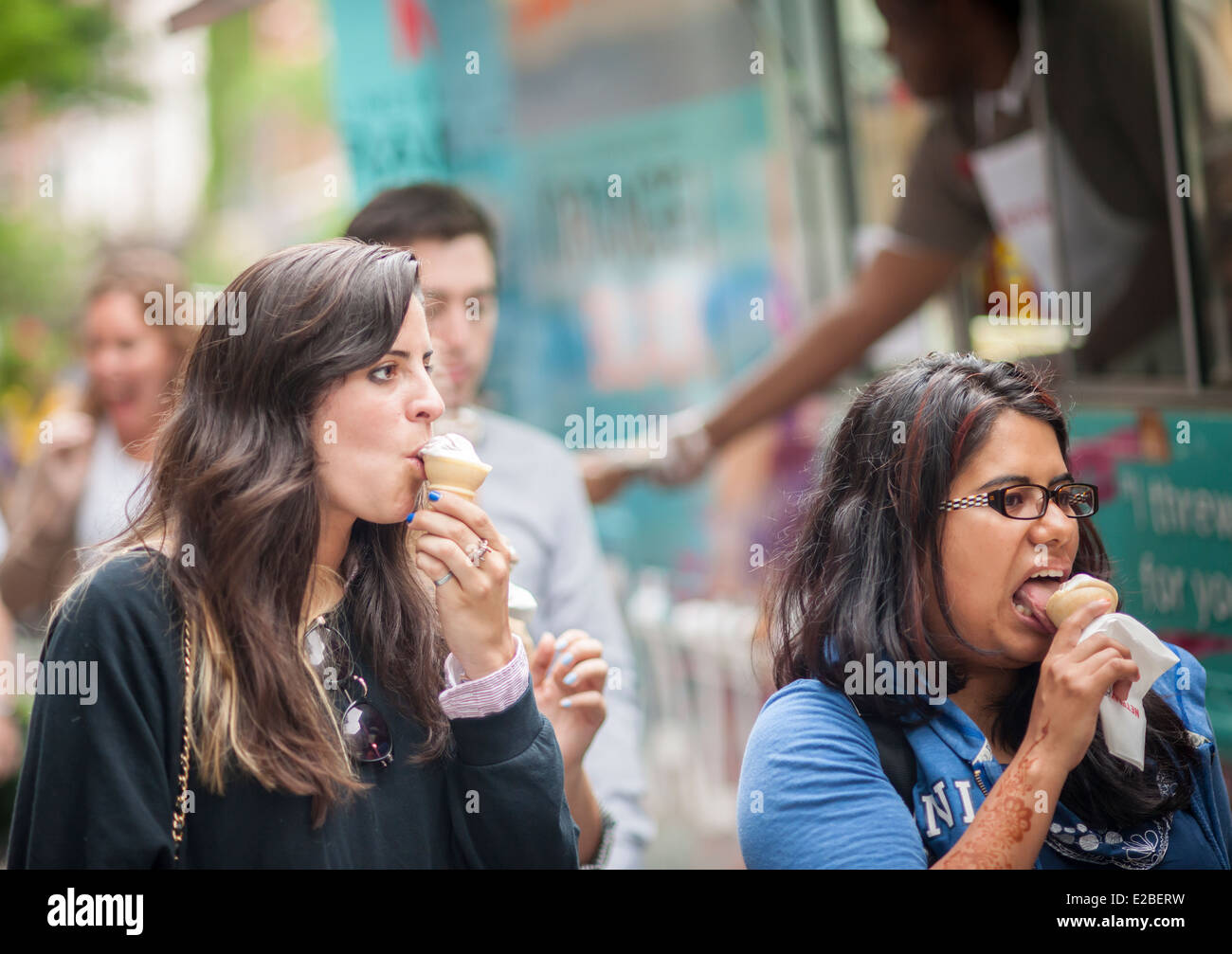 El naranja es el nuevo netflix negro fotografías e imágenes de alta resolución Alamy El naranja es el nuevo netflix negro fotografías e imágenes de alta resolución Alamy