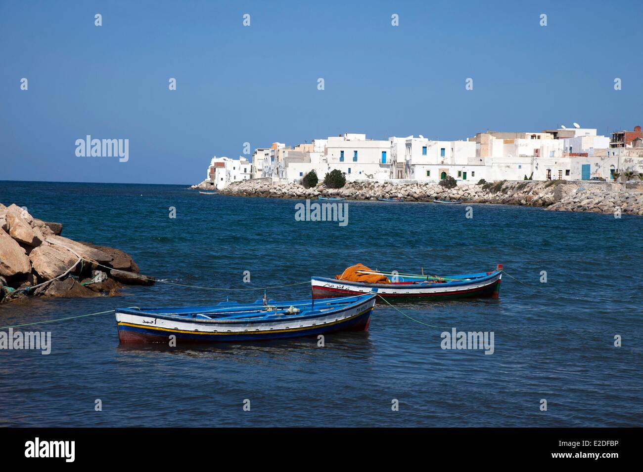 Tunisie, Mahdia, medina et petit port de pêche, Túnez, Mahdia, Medina y Little Harbour Foto de stock