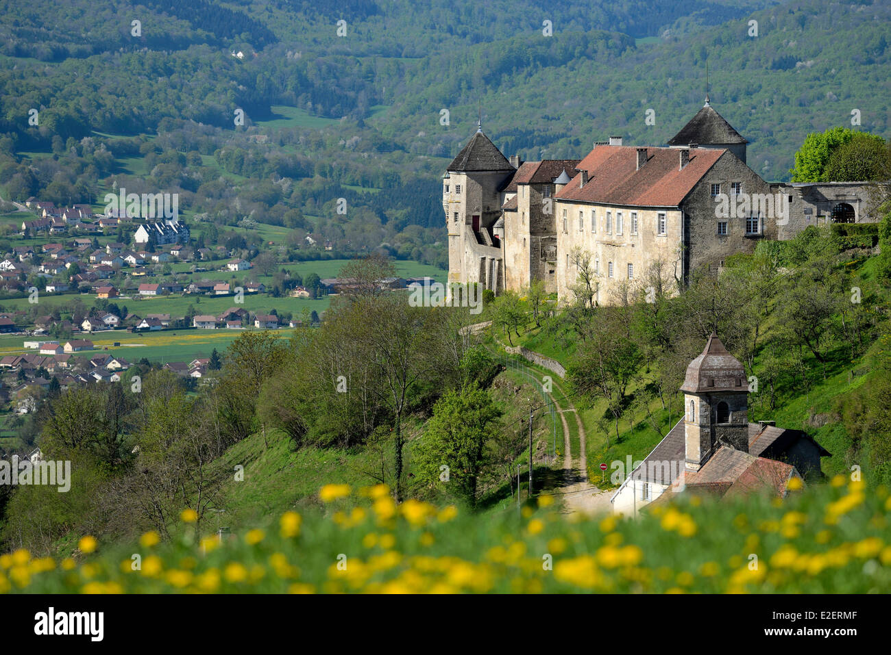 Francia, Doubs, Belvoir, pueblo, castillo Foto de stock