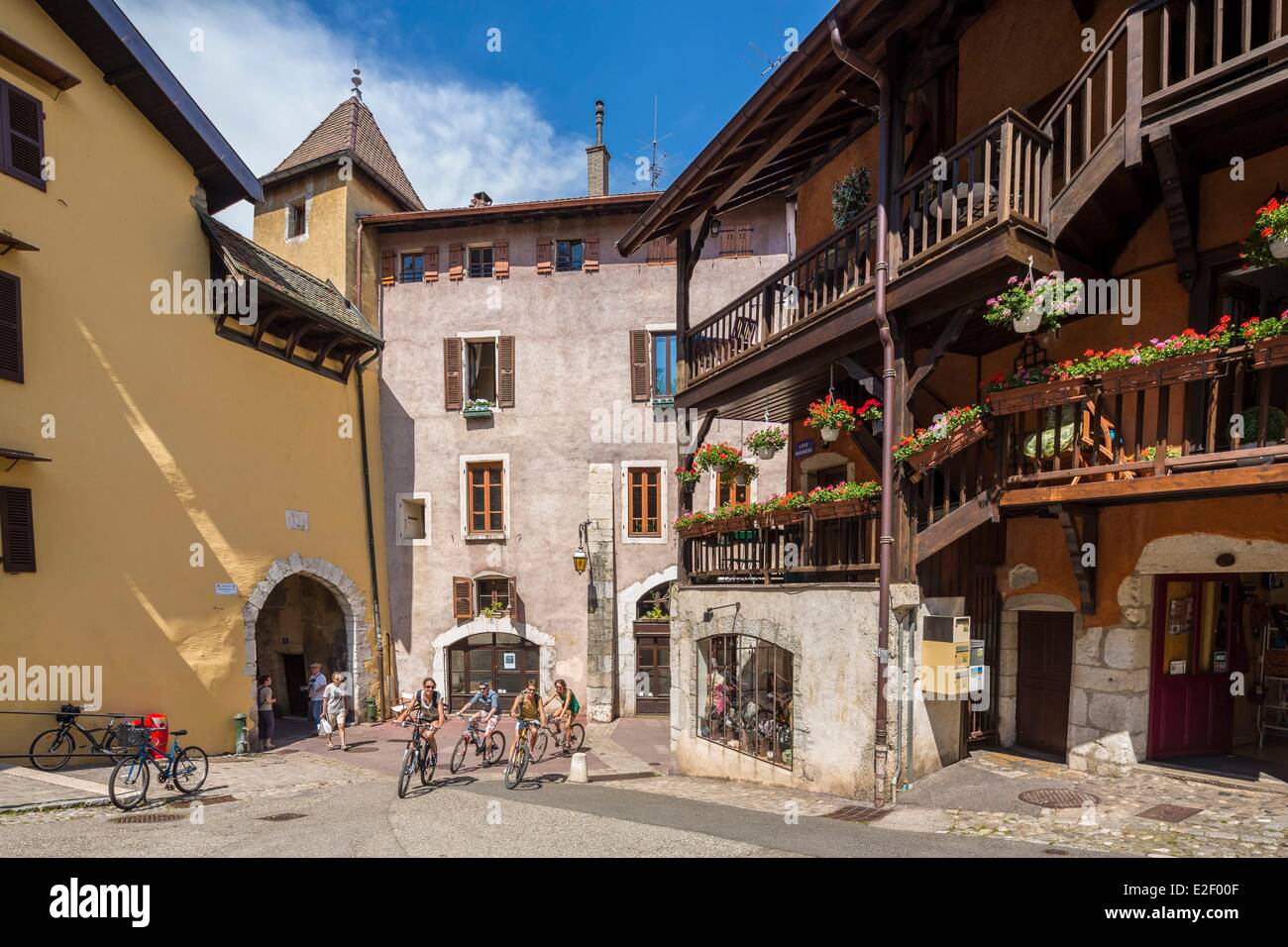 Francia, Haute Savoie, Annecy, Old Town, Cote Perriere y puerta Perriere Foto de stock