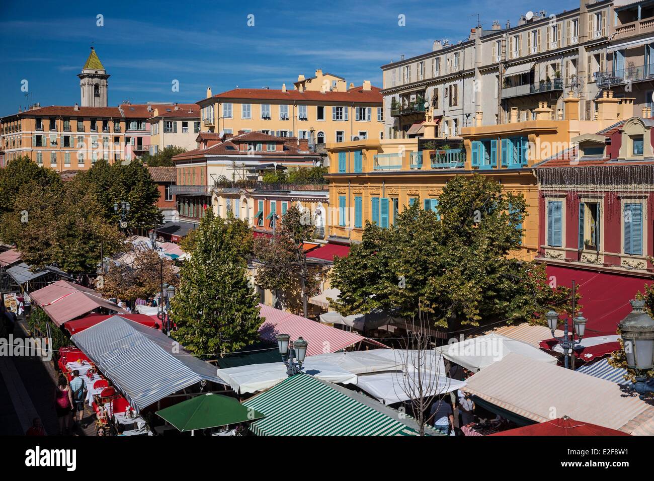 Francia, Alpes Maritimes, Niza, ciudad vieja, Cours Saleya Foto de stock