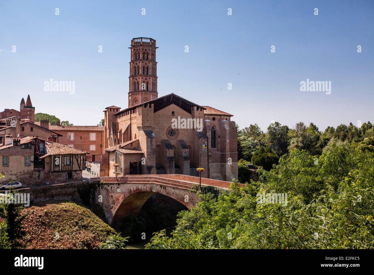 Francia, Haute Garonne, Rieux Volvestre, Catedral Foto de stock