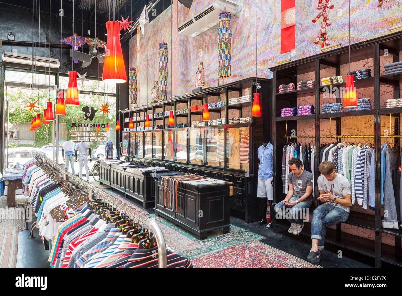 Argentina Buenos Aires barrio de Palermo Bokura tienda que vende ropa para  hombres Fotografía de stock - Alamy