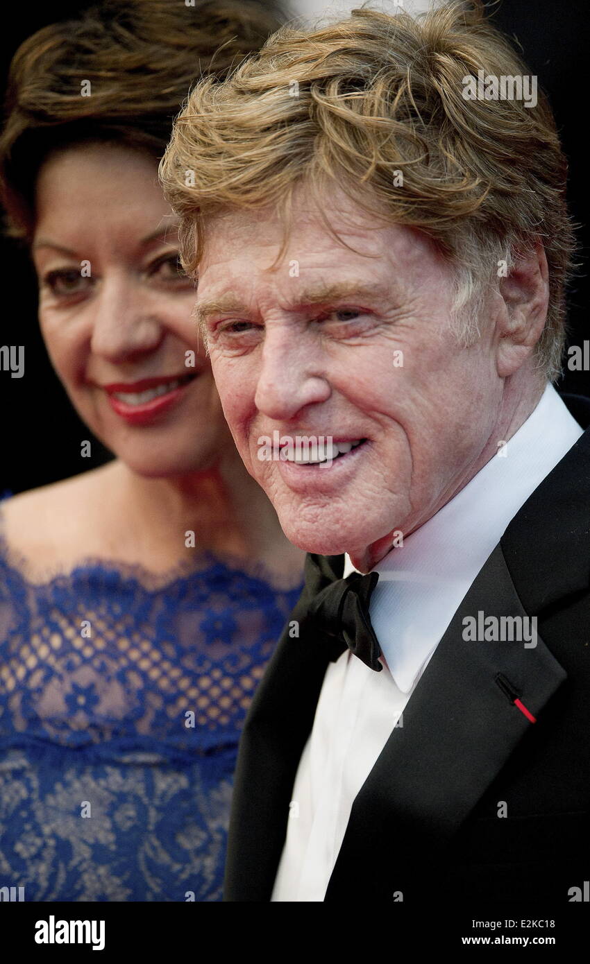 Robert Redford y Sibylle Szaggars en todo está perdido premiere durante la 66ª edición del Festival de Cine de Cannes. Cannes, Francia donde: Cuando: 22 de mayo de 2013 Foto de stock
