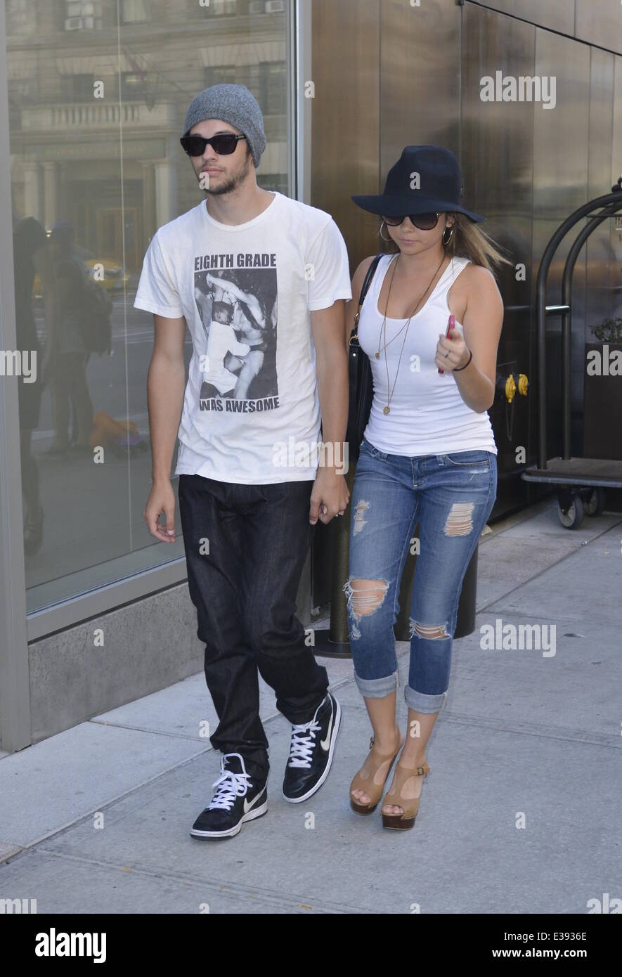 La familia 'moderna' la actriz Sarah Hyland y novio Matt Prokop