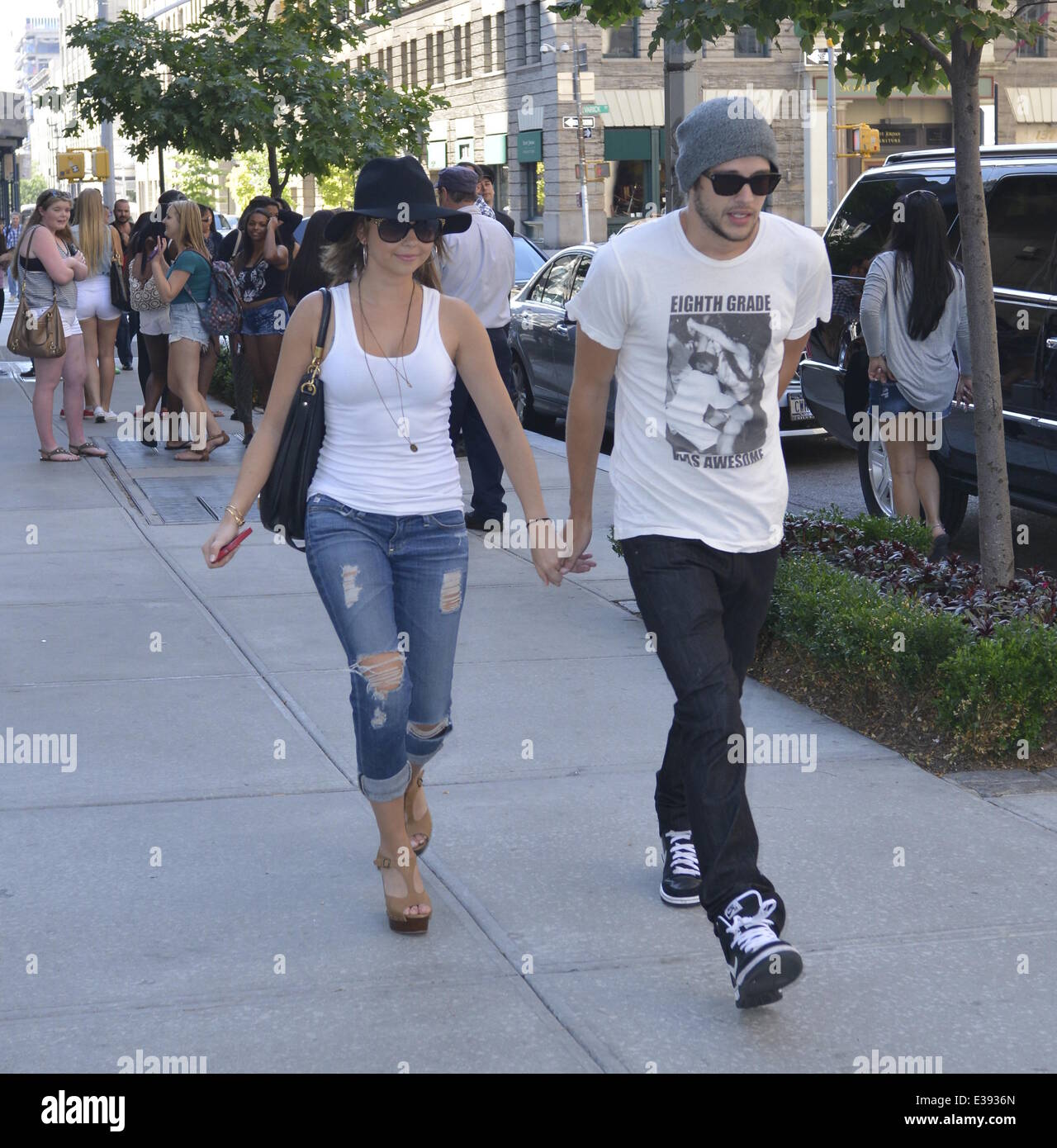 La familia 'moderna' la actriz Sarah Hyland y novio Matt Prokop