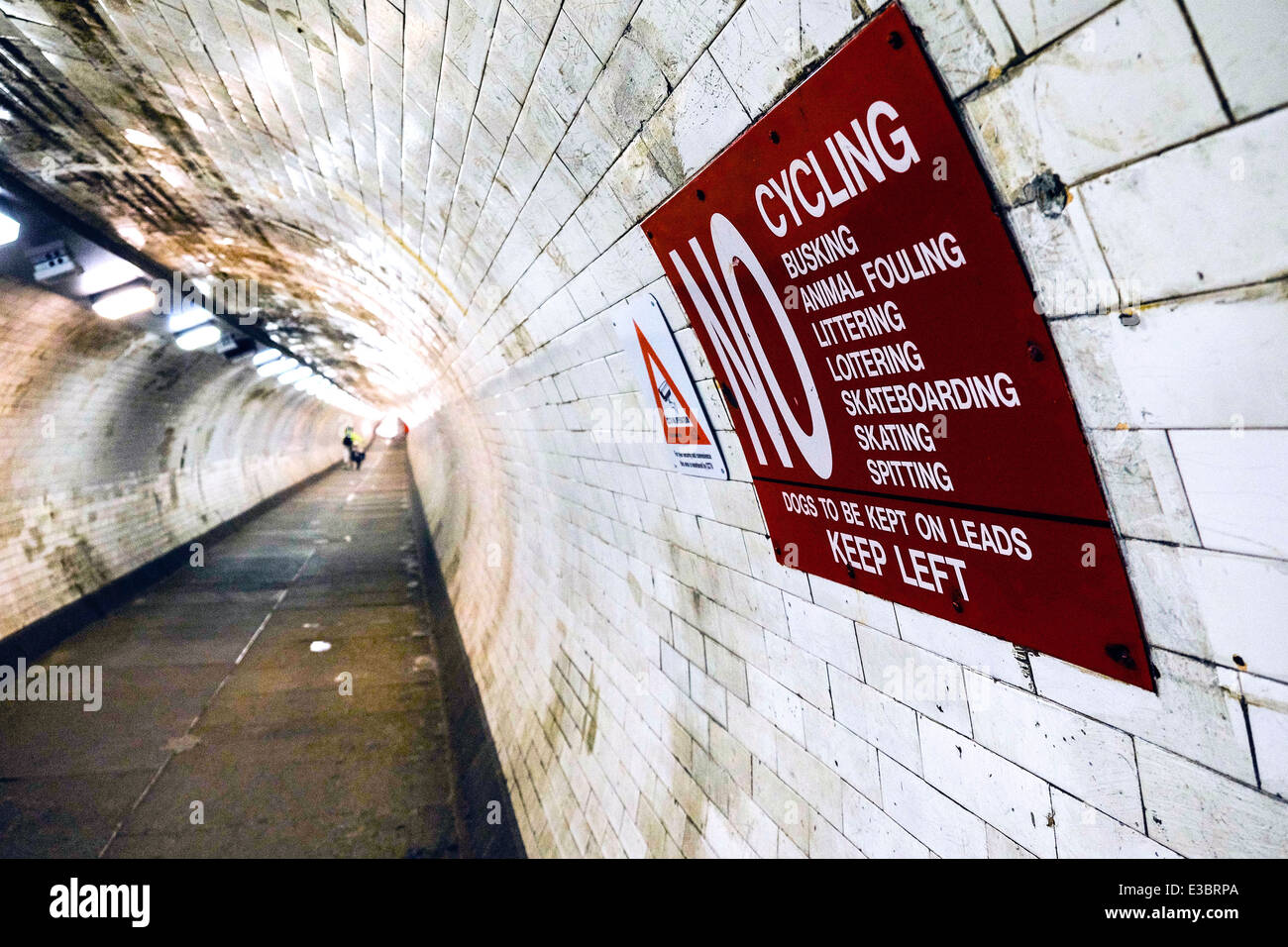 El túnel de pie de Greenwich. Foto de stock