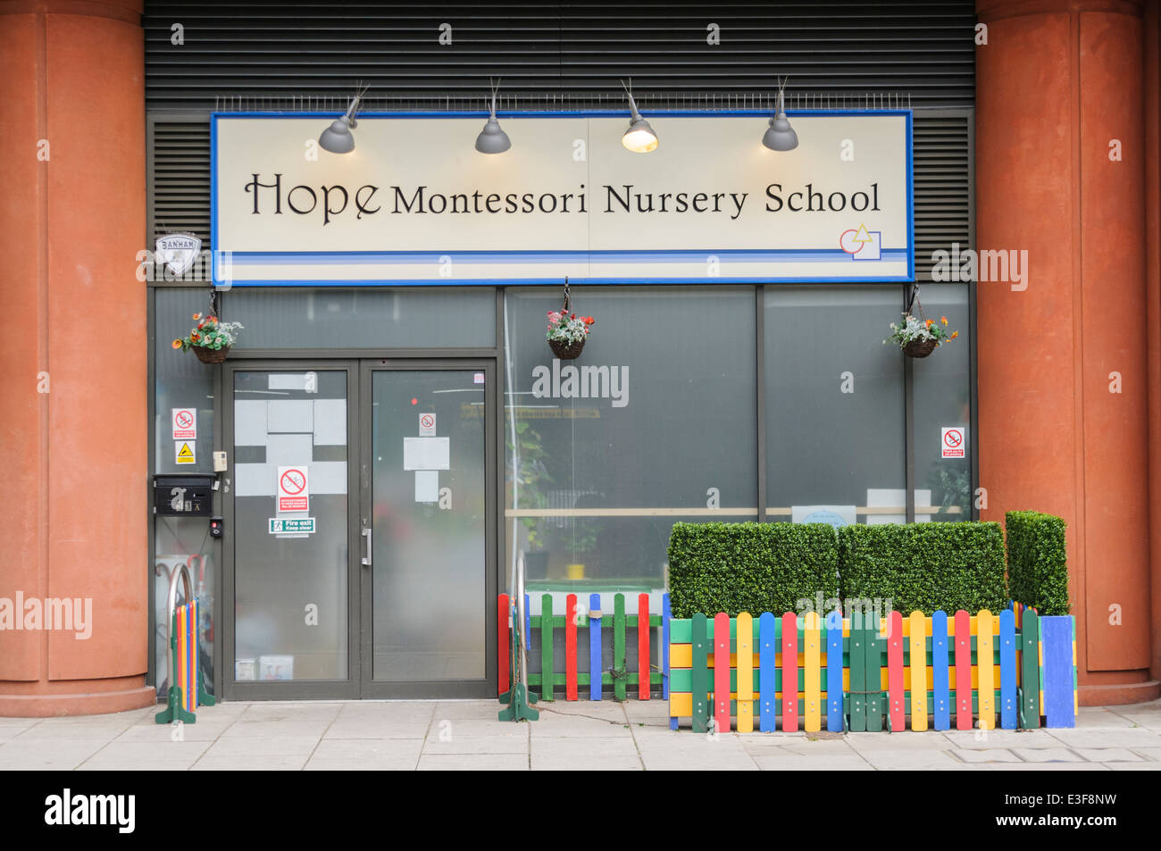 Espero guardería Montessori School de Londres Foto de stock