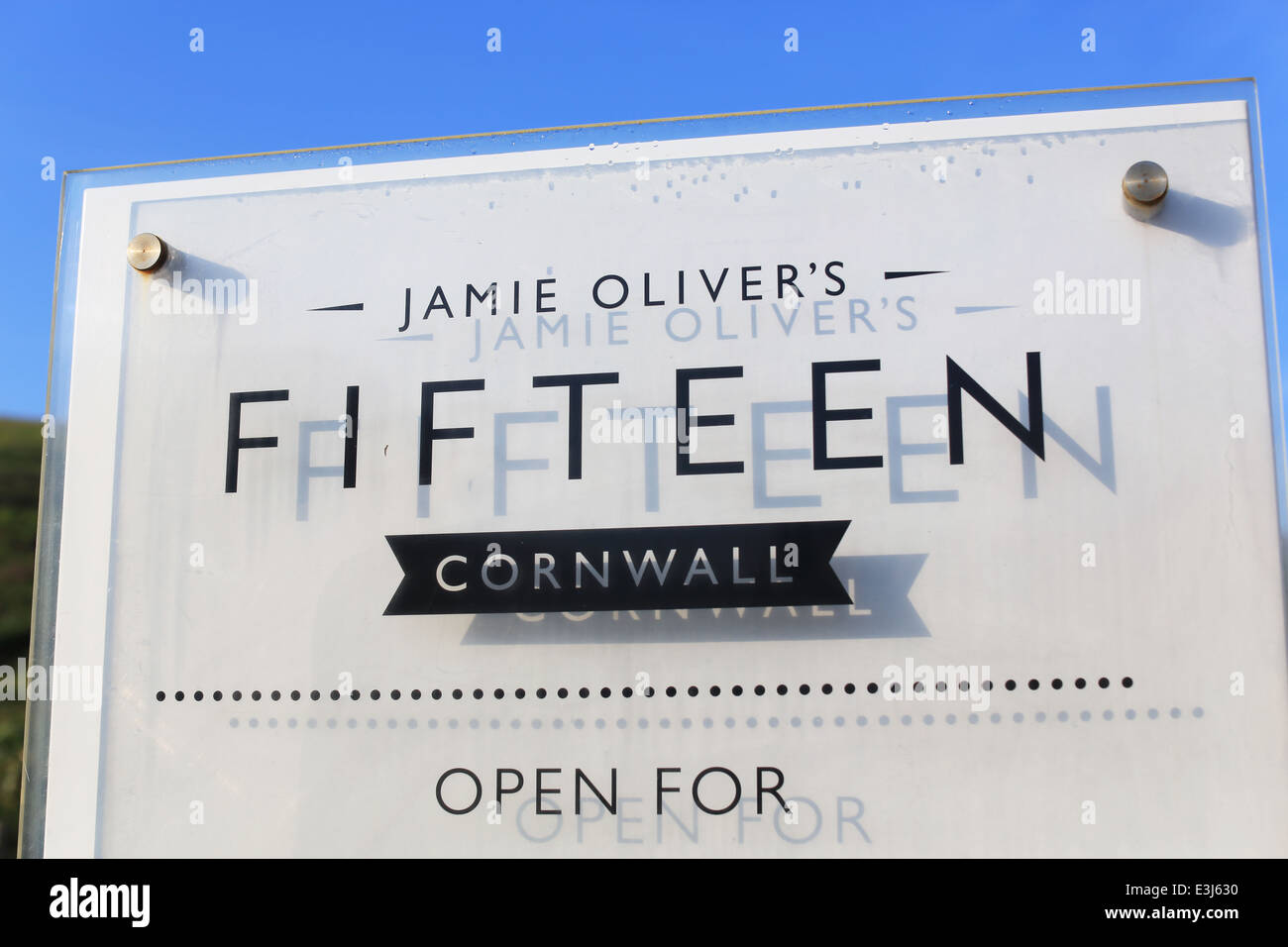Número quince restaurante Watergate Bay Cornwall propiedad de Jamie Oliver. 15 Restaurante, Cornwall Foto de stock