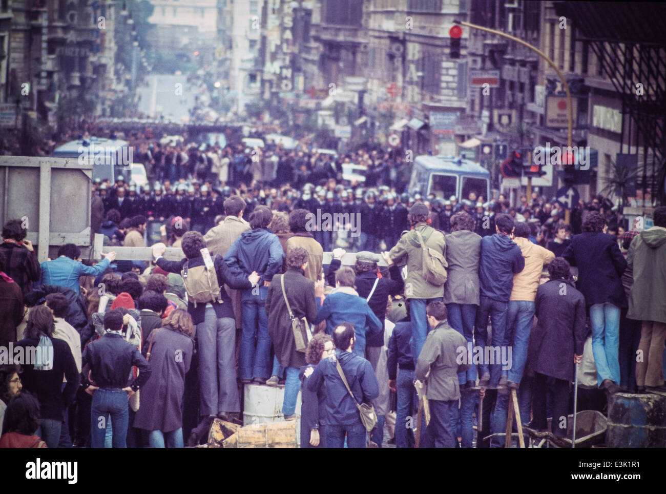 Manifestación de estudiantes universitarios,Roma,1970 Foto de stock