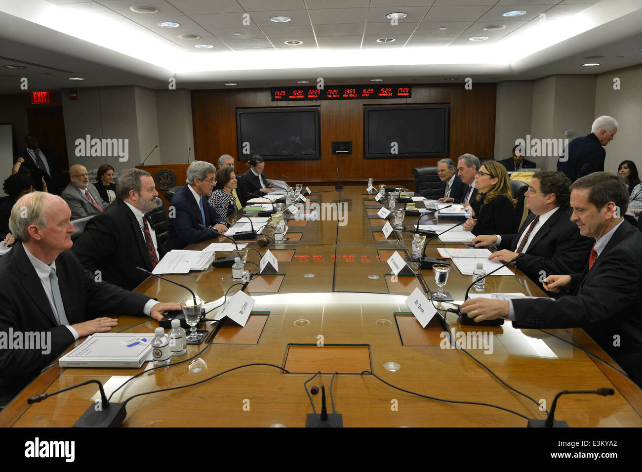 Secretario Kerry preside la Corporación Reto del Milenio Reunión trimestral Foto de stock