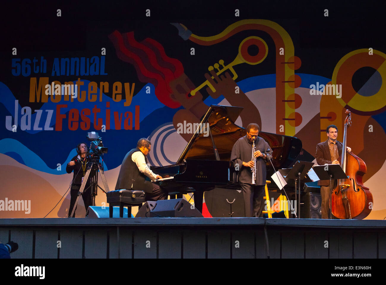 WAYNE SHORTER realiza con su cuarteto en el Jimmy Lyons del escenario en el Festival de Jazz de Monterey - Monterey, California Foto de stock