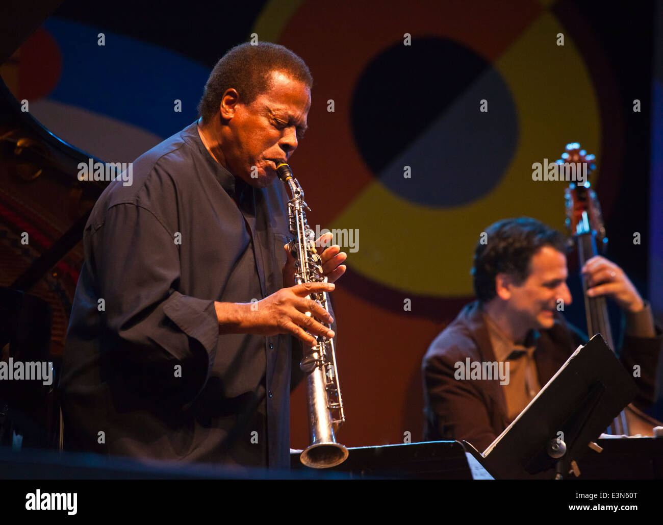 WAYNE SHORTER realiza con su cuarteto en el Jimmy Lyons del escenario en el Festival de Jazz de Monterey - Monterey, California Foto de stock