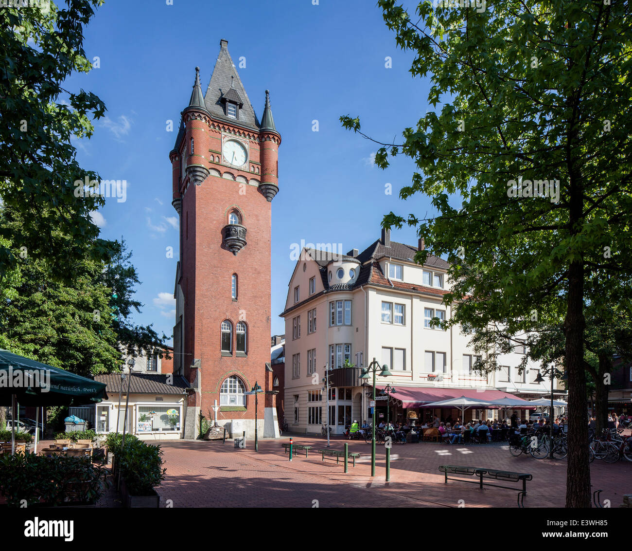 Torre del Ayuntamiento de la ciudad con museo Driland, Gronau, Westfalia, Renania del Norte-Westfalia, Alemania Foto de stock