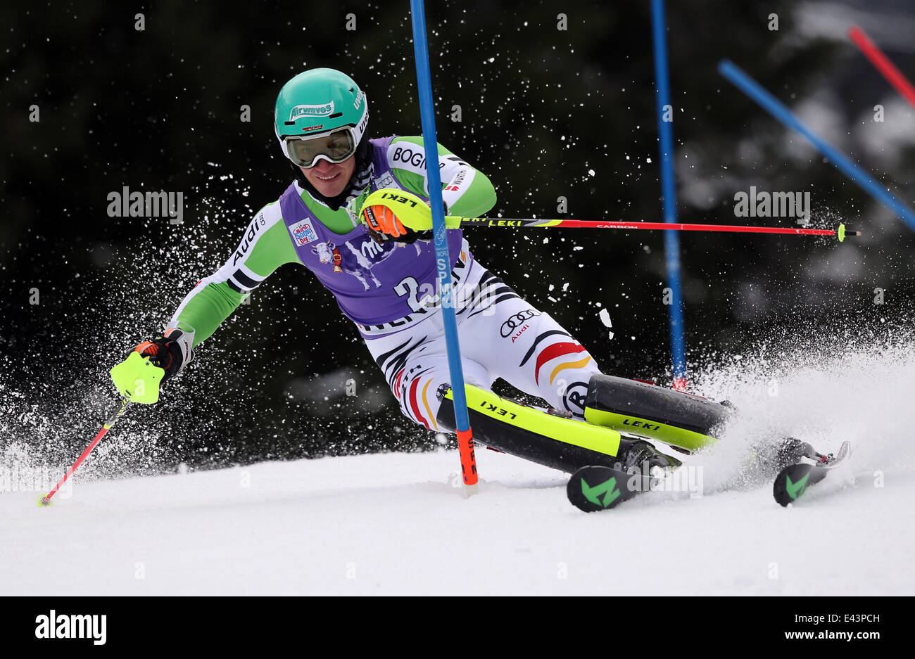 Hombre de FIS de la Copa del Mundo de Esquí Alpino en Wengen Slalom Featuring: Felix Neureuther donde: Wengen, Suiza Cuando: 19 Jan 2014 Foto de stock