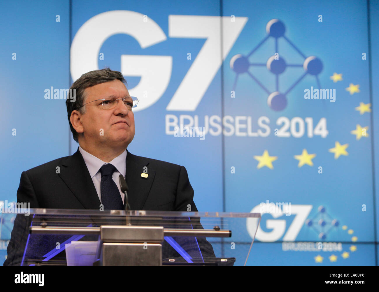 José Manuel Barroso y Herman Van Rompuy, Presidentes del Consejo Europeo y de la Comisión dan conferencia de prensa en la cumbre del G7 Foto de stock