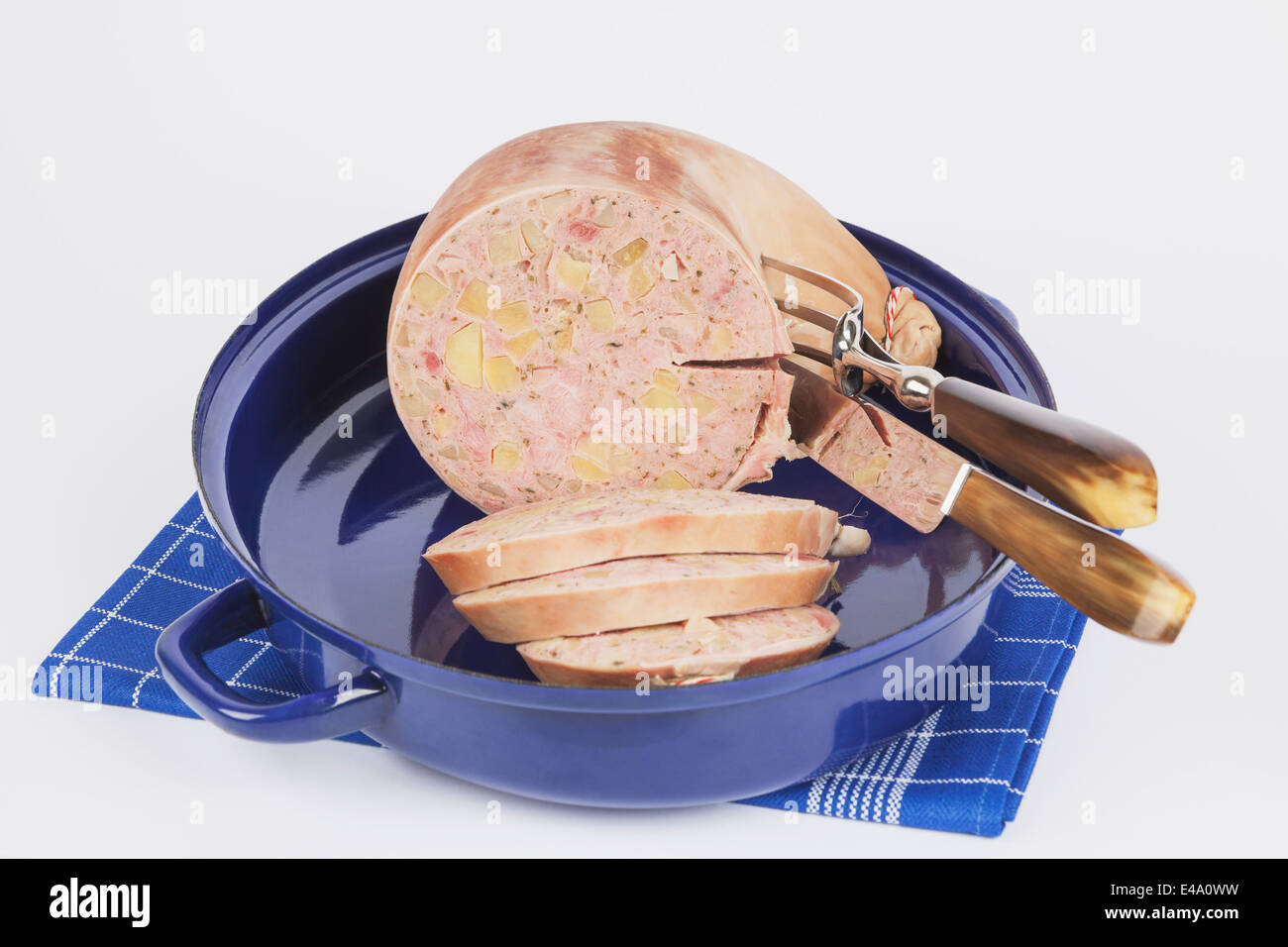 El estómago de cerdo relleno Palatina en la bandeja Fotografía de stock