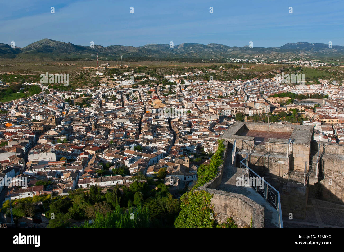 Vistas panorámicas, Alcala La Real, provincia de Jaén, en la región de Andalucía, España, Europa Foto de stock