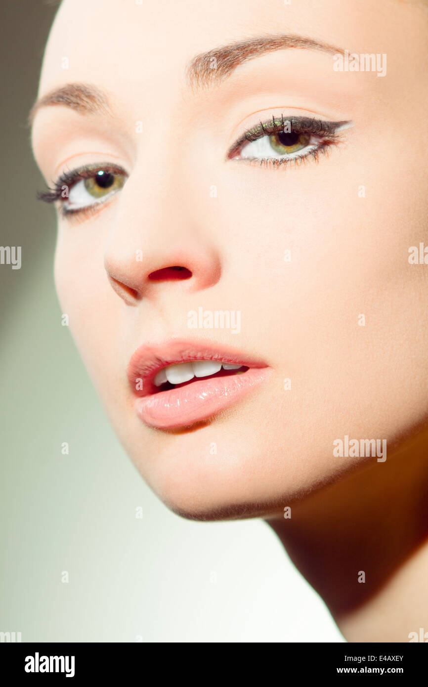 Mujer Mosca Mosca De La Cara Fotos e Imágenes de stock - Alamy
