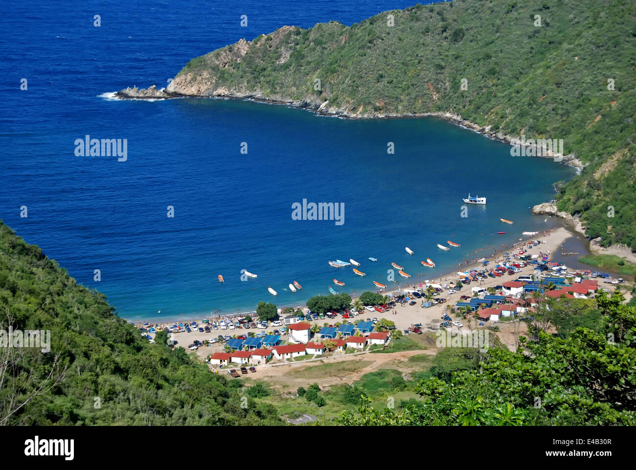 Puerto de la Cruz. playa. Estado Vargas. Venezuela Fotografía de stock -  Alamy