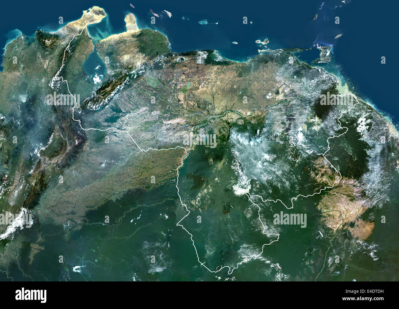 Venezuela, América del Sur, imagen de satélite en color verdadero con borde. Vista satélite de Venezuela (con borde). Esta imagen fue com Foto de stock