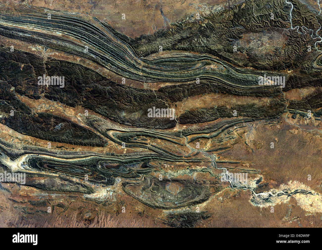 Montes Macdonnell, George Hill, Australia, imagen de satélite de color verdadero. Montes Macdonnell, imagen de satélite de color verdadero. Así Foto de stock