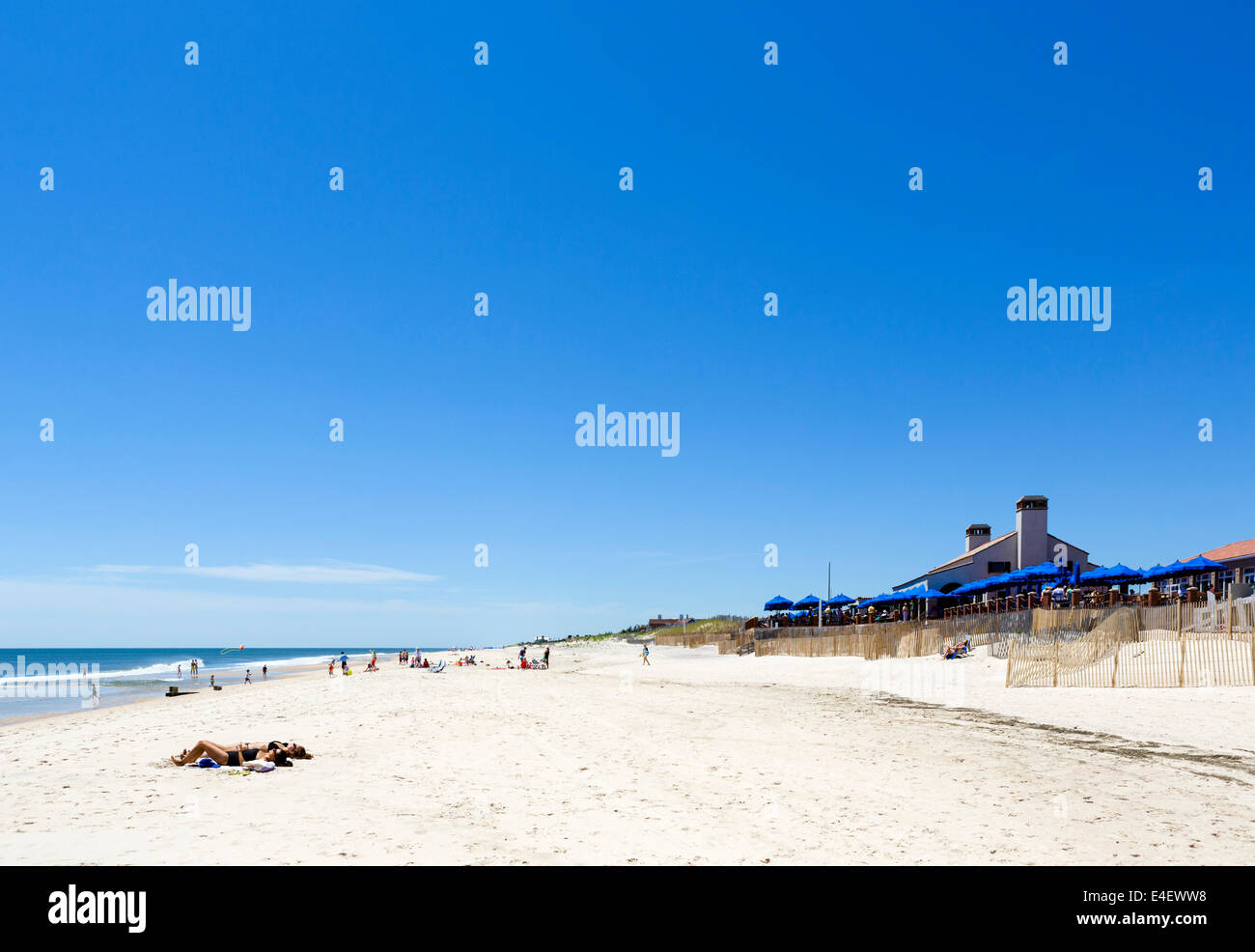 Playa de Southampton, los Hamptons, en el condado de Suffolk, en Long Island, NY, EE.UU. Foto de stock