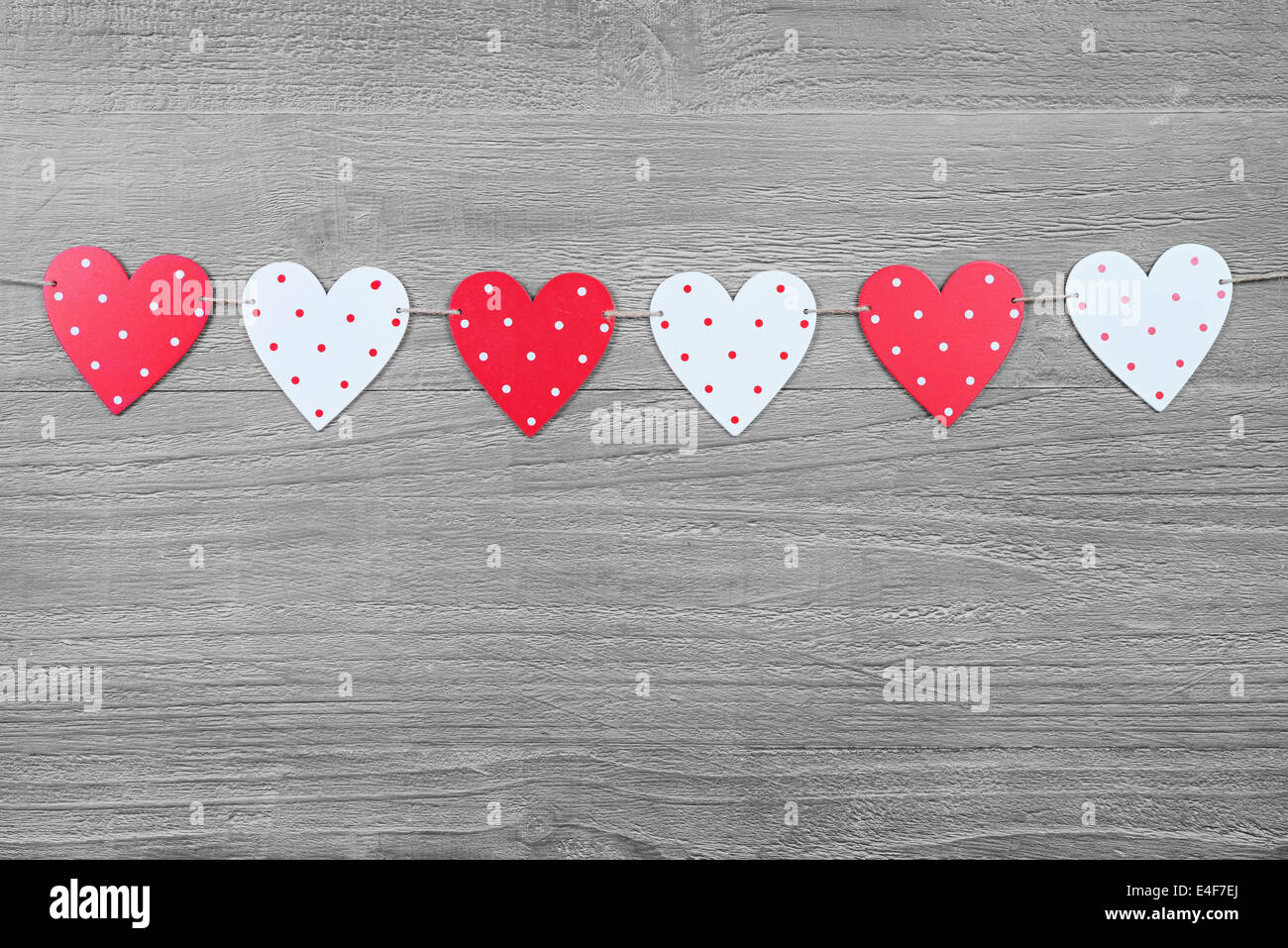 Corazones vintage de madera - Decoraletras