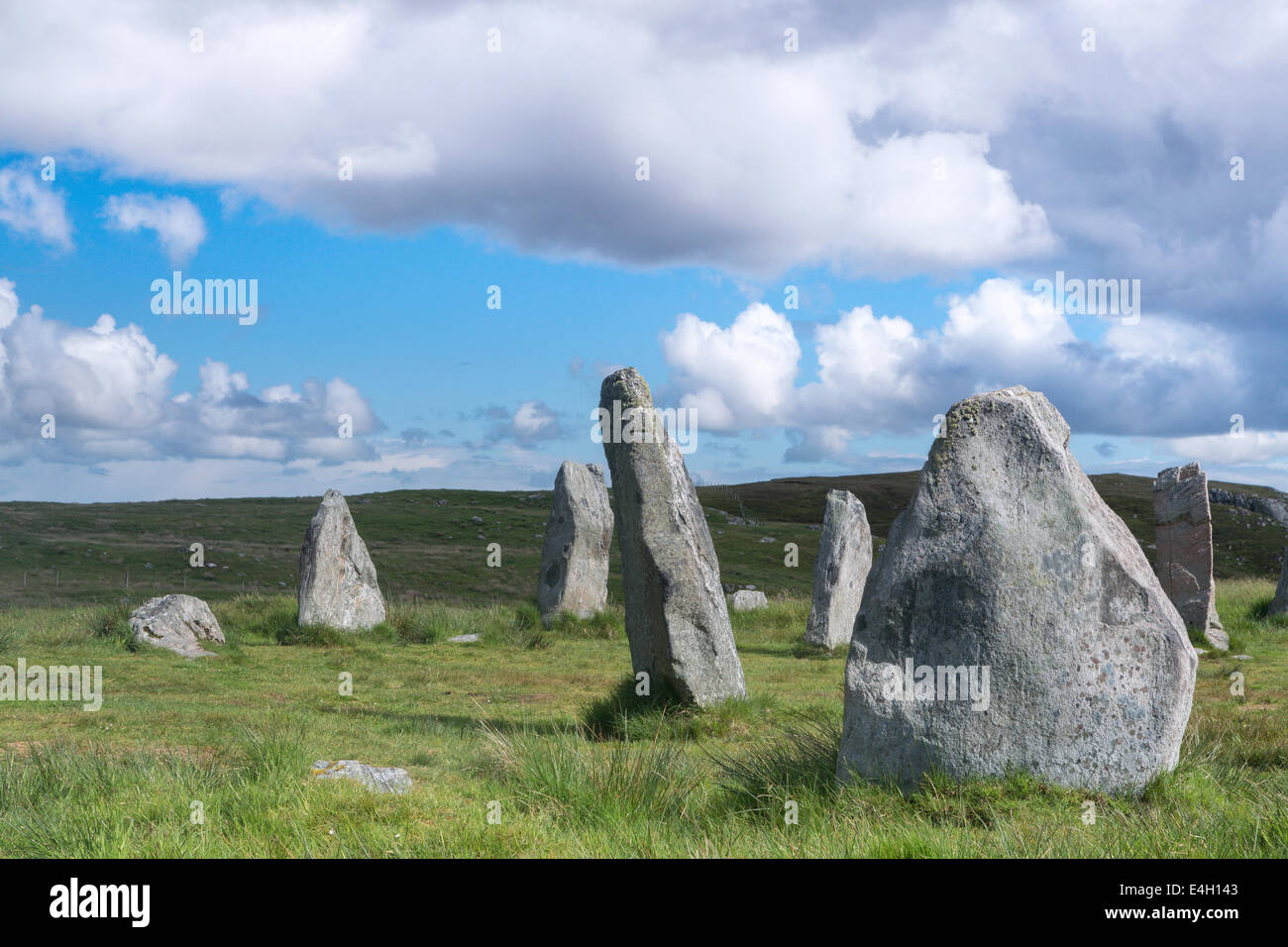 Círculo de piedra megalítica de 3000 a.c. en la isla de Lewis y Harris, Hébridas Exteriores, Escocia Foto de stock