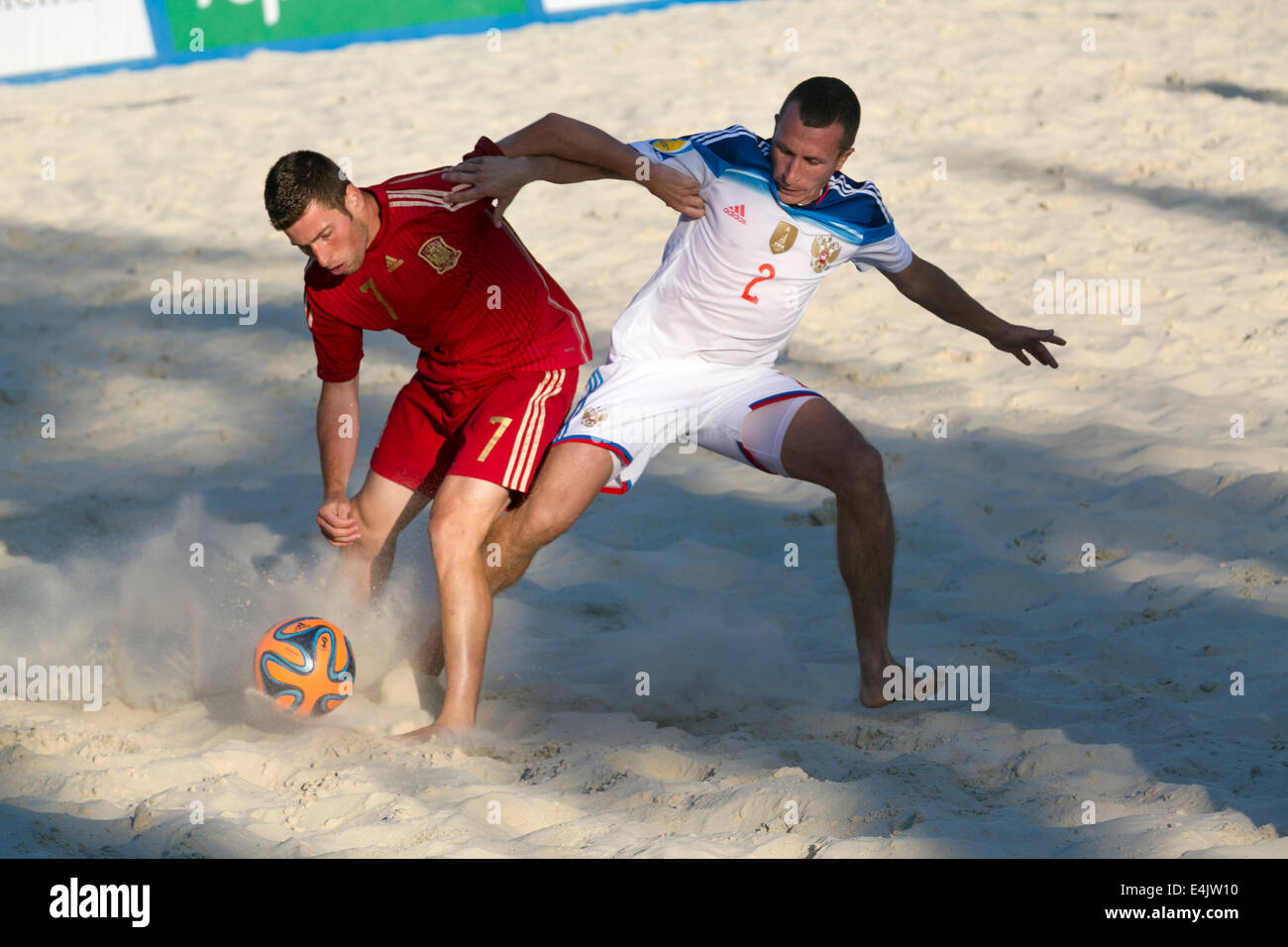 Moscú, Rusia. El 13 de julio de 2014. Euro Beach Soccer League torneo, etapa de Moscú. Juego entre Rusia y España Foto de stock