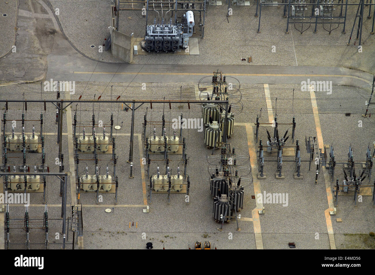 Subestación eléctrica, West Hollywood, Los Angeles, California, EE.UU. - antena Foto de stock