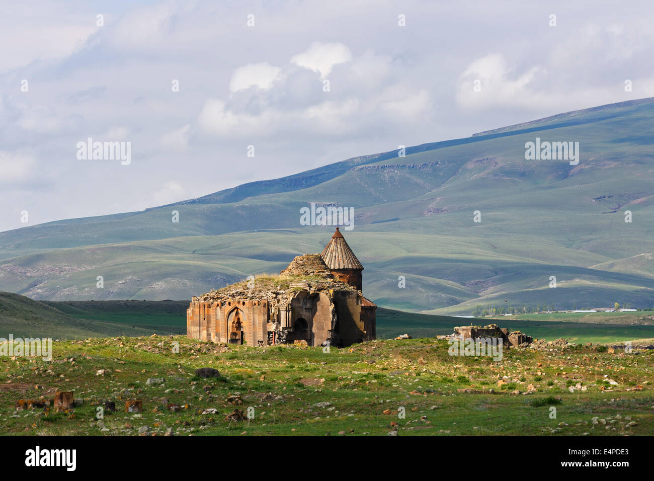 Catedral de Kars, antigua capital de Armenia de Ani, Kars, La Ruta de la Seda, la región de Anatolia oriental, en Anatolia, Turquía Foto de stock