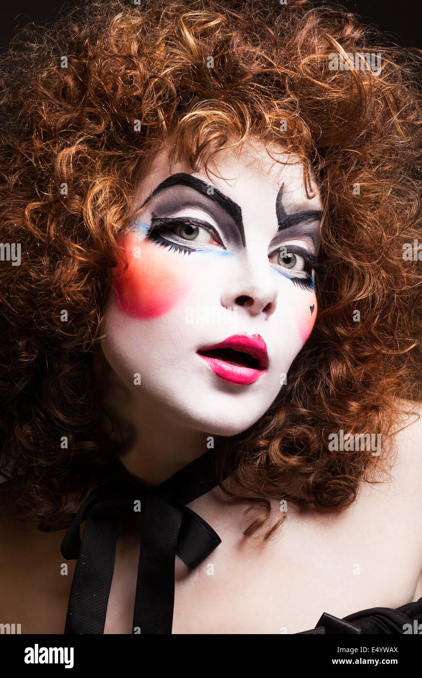 contacto garrapata Sarabo árabe Maquillaje teatral fotografías e imágenes de alta resolución - Alamy