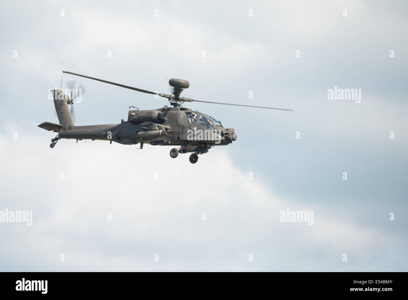 Duxford, Reino Unido - 25 de mayo de 2014: RAF helicóptero Apache en Duxford Airshow. Foto de stock