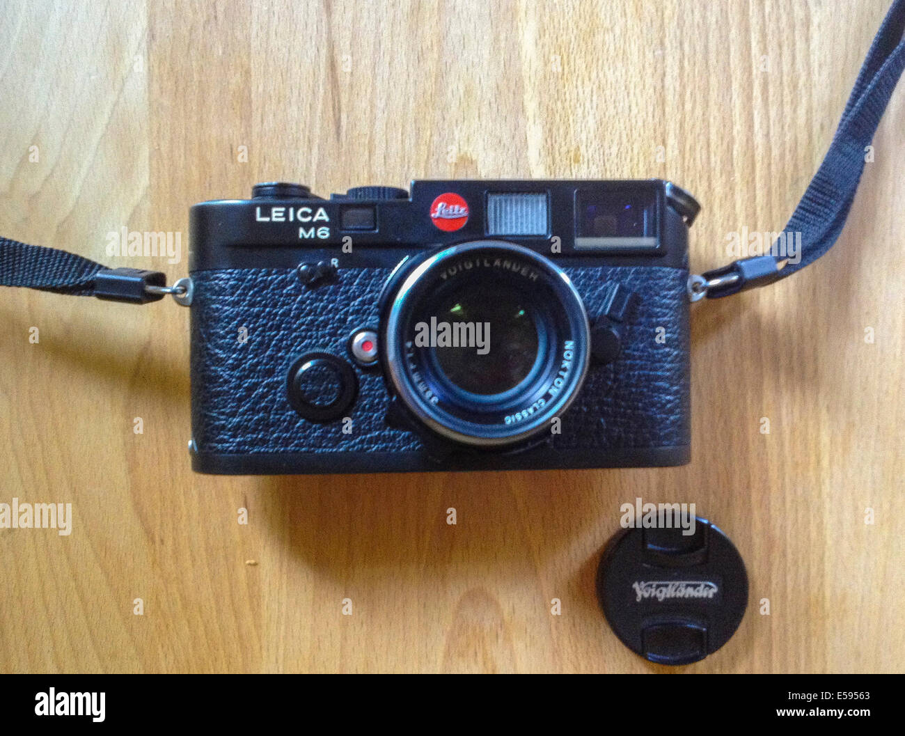 Cámara Leica M6, equipo de fotografía, francia y cámara vintage Foto de stock