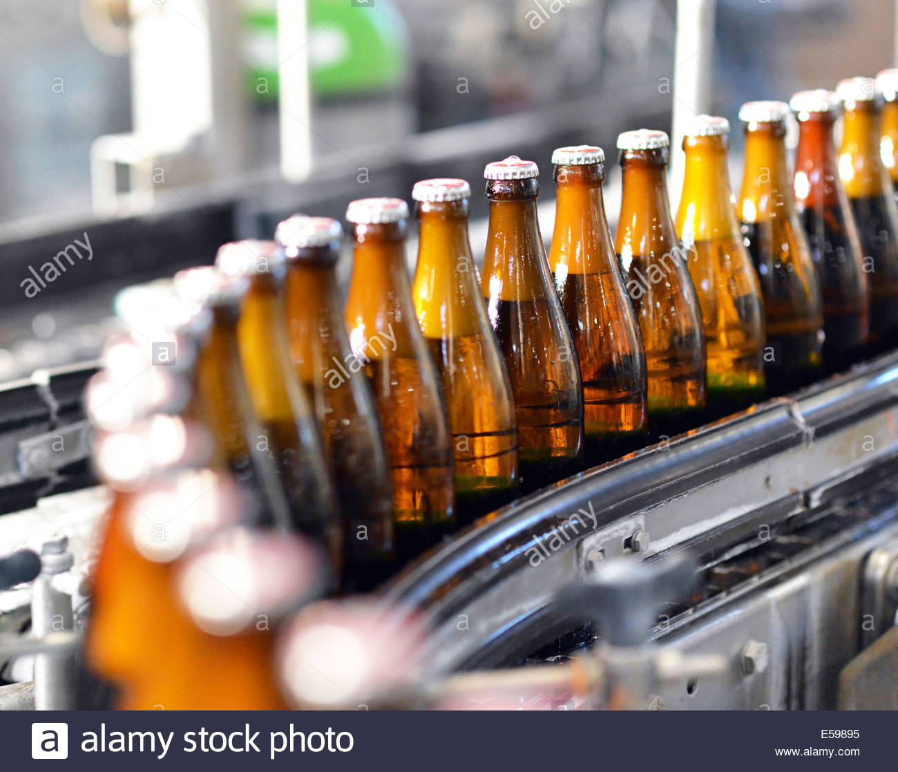 Resultado de imagen para EMBOTELLADO DE LA CERVEZA