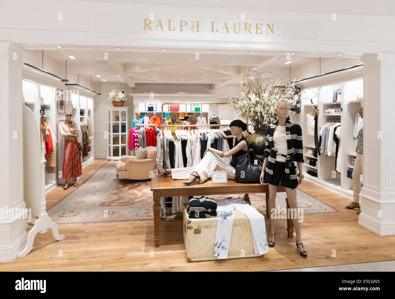 Ralph Lauren womens tienda de ropa de moda en Tokio, Japón Foto de stock