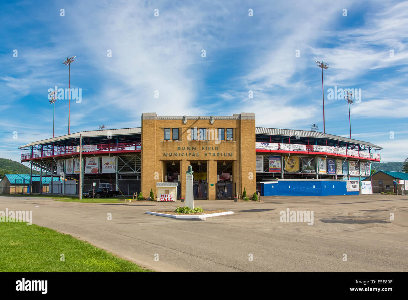 Estadio de béisbol Campo Dunn hone de Elmira Elmira pioneros en Nueva York Foto de stock