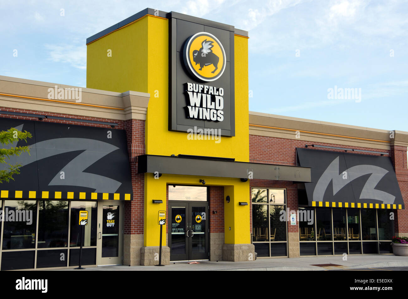 Buffalo Wild Wings Restaurante Fotografía de stock - Alamy