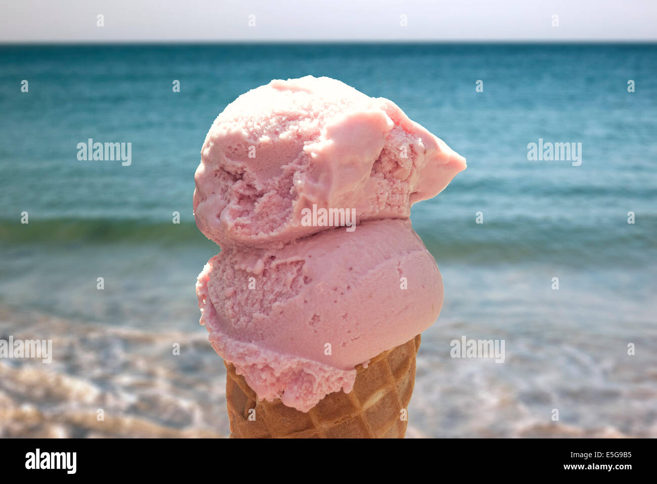2 cucharadas de helado fotografías e imágenes de alta resolución - Alamy