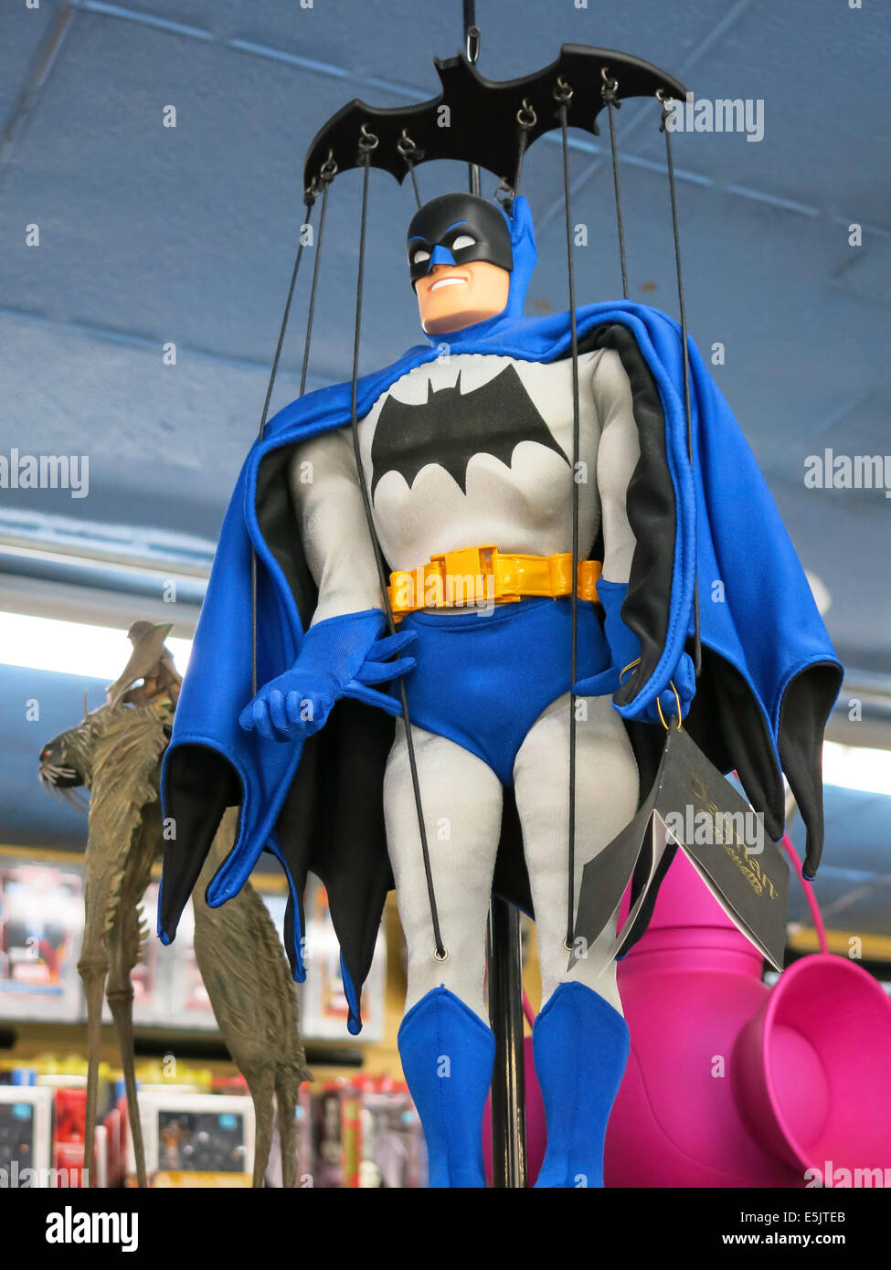 Figura de Acción de Batman, Títere Midtown Comics Store, Times Square,  Nueva York,  Fotografía de stock - Alamy