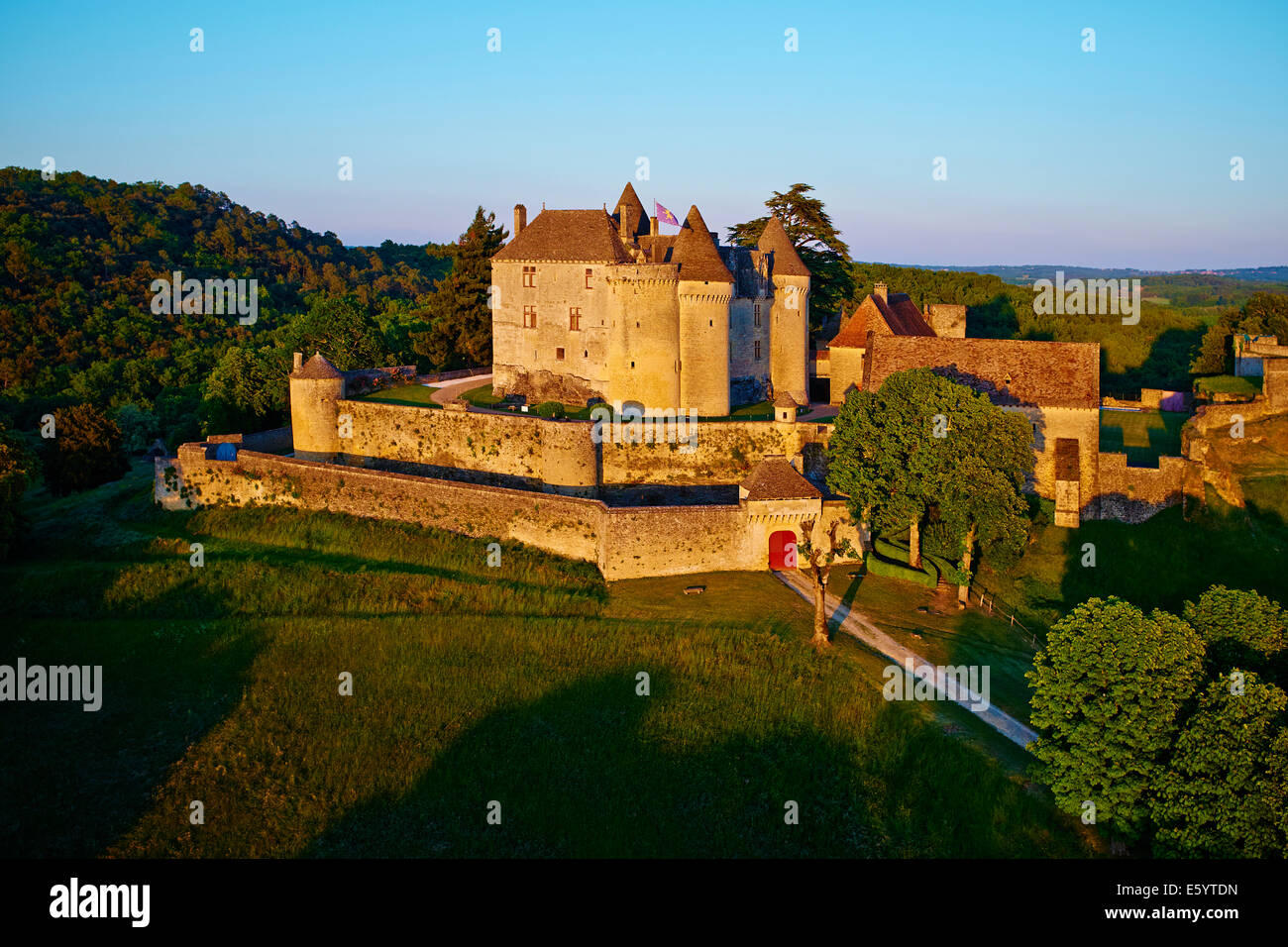 Francia, Aquitania, Dordoña Périgord Noir, el valle del Dordoña, Sainte-Mondane, Fenelon castillo Foto de stock