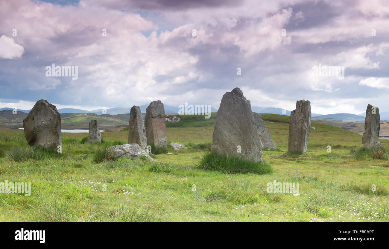 Círculo de piedra megalítica de 3000 a.c. en la isla de Lewis y Harris, Hébridas Exteriores, Escocia Foto de stock