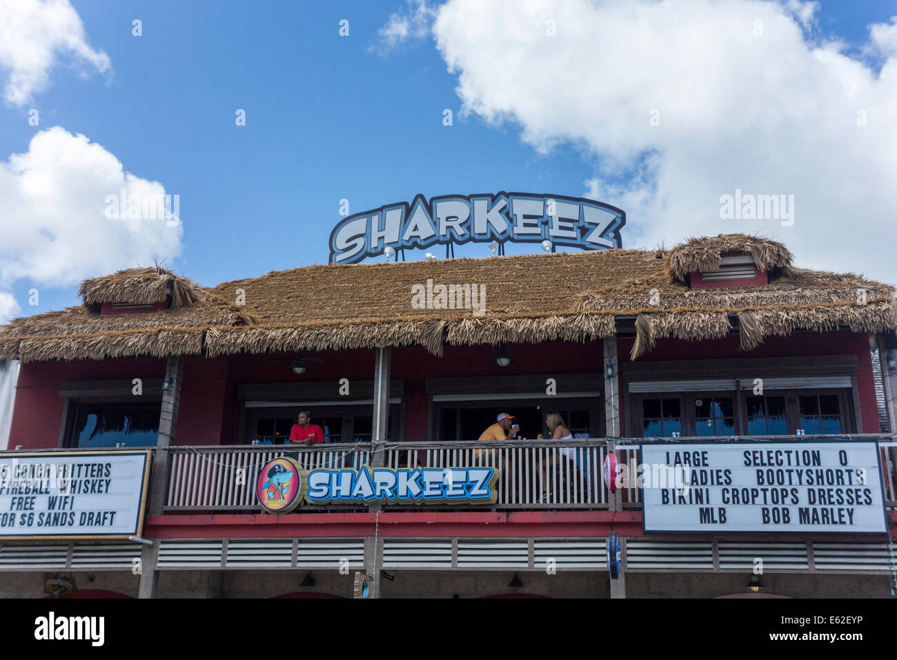 Sharkeez Bar y restaurante asador, el Waterfront, Nassau, Las Bahamas, Isla de Providencia Foto de stock