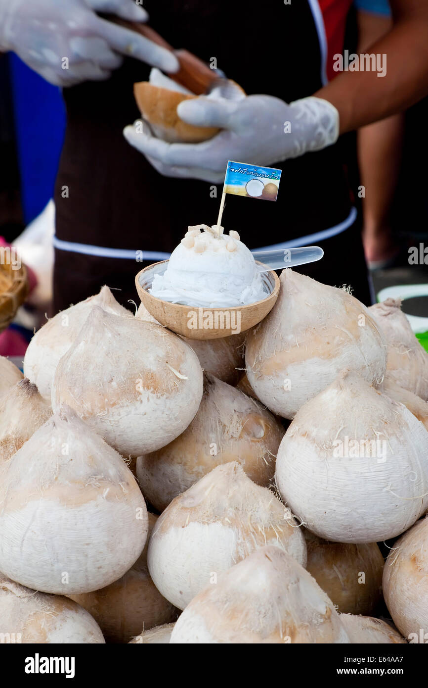 Helado de coco, Bangkok, Tailandia Foto de stock