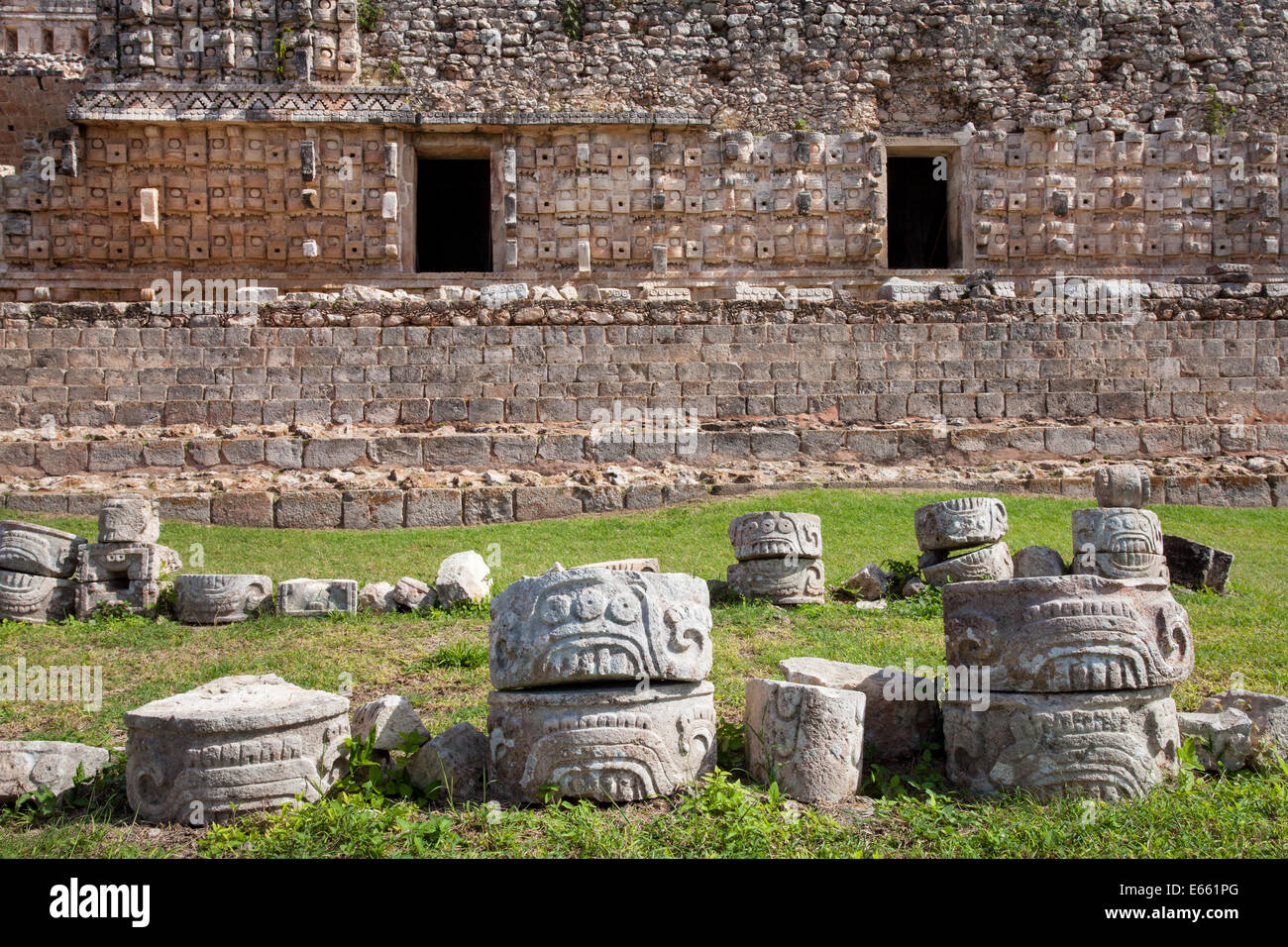 Templo de las máscaras en Kabah, Yucatán, México. Foto de stock
