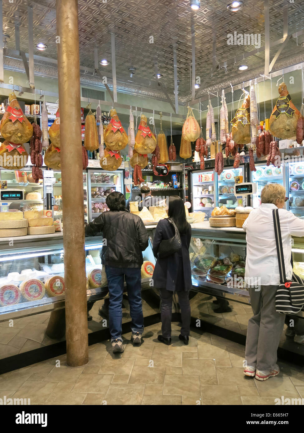 Di Palo's Fine Foods, Little Italy, la ciudad de Nueva York Foto de stock