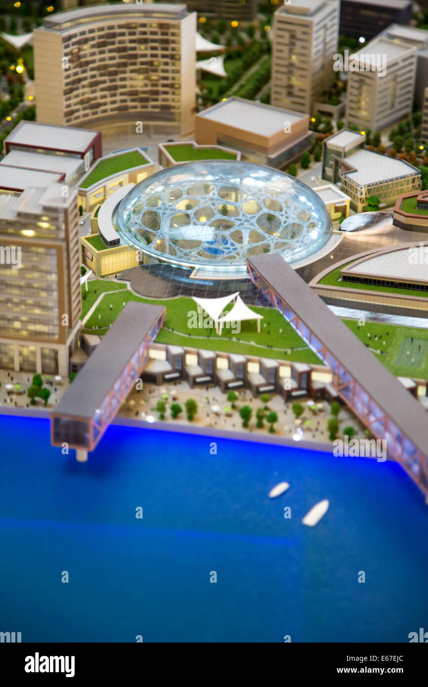 Modelo de proyecto de construcción de la costanera de Belgrado en Belgrado, Serbia. Foto de stock