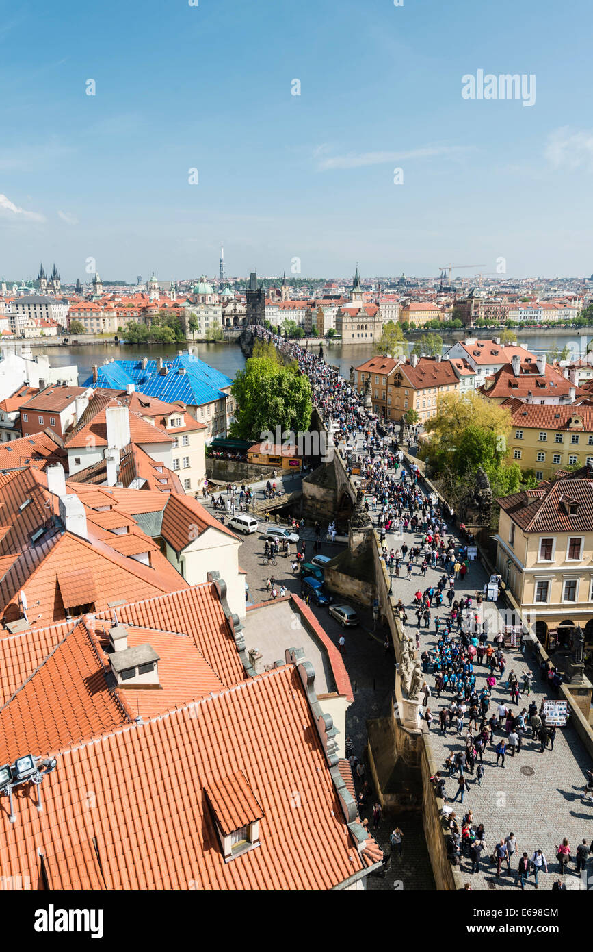 Puente de Carlos o Karlův most, Sitio del Patrimonio Mundial de la UNESCO, Praga, República Checa Foto de stock