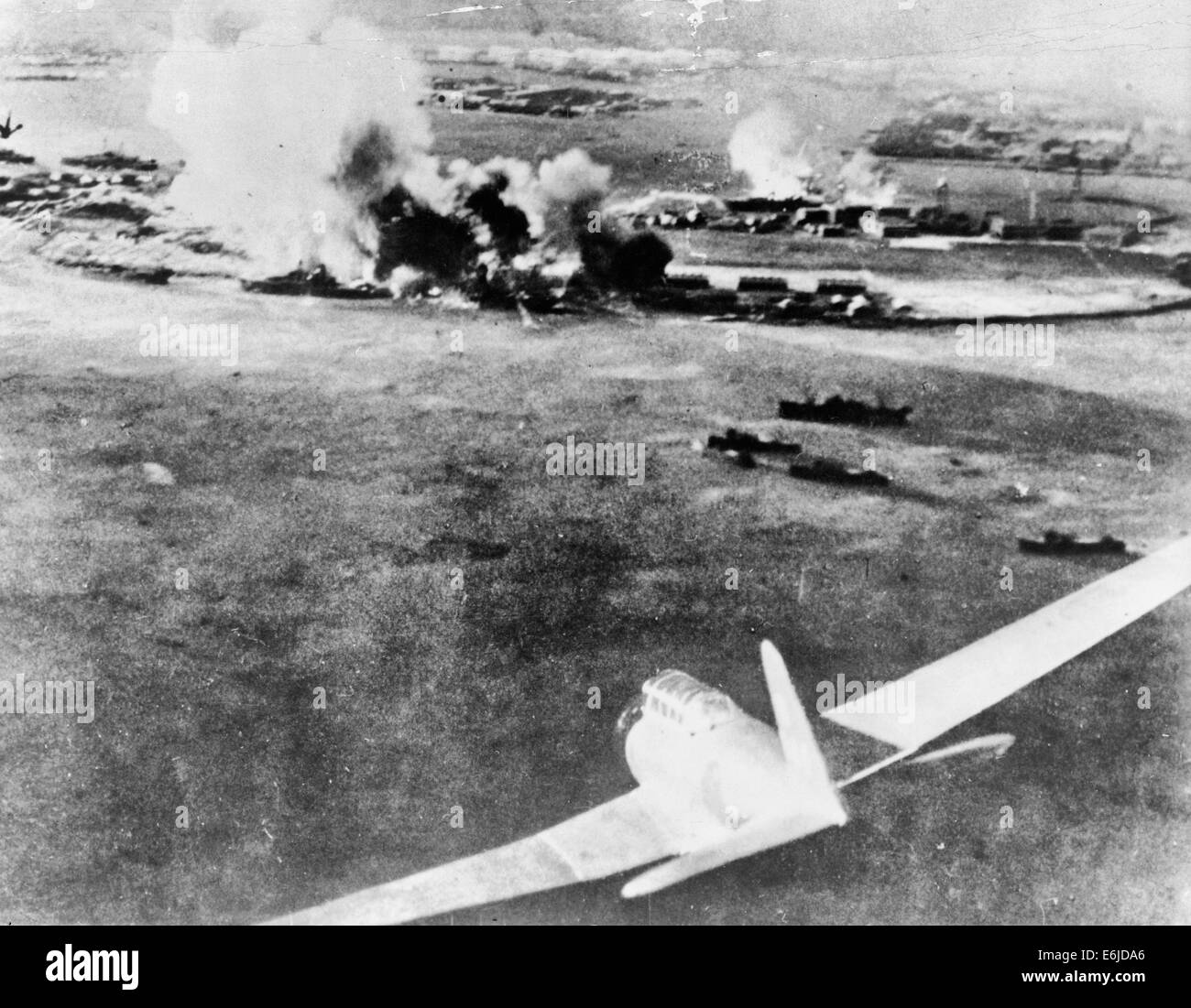 Fotografía aérea, tomada por un piloto japonés, de la destrucción de Pearl Harbor, el 7 de diciembre de 1941 Foto de stock